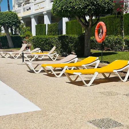 Serinamar Aloha Gardens 2 Bed 2 Bath Peaceful Ground Floor *